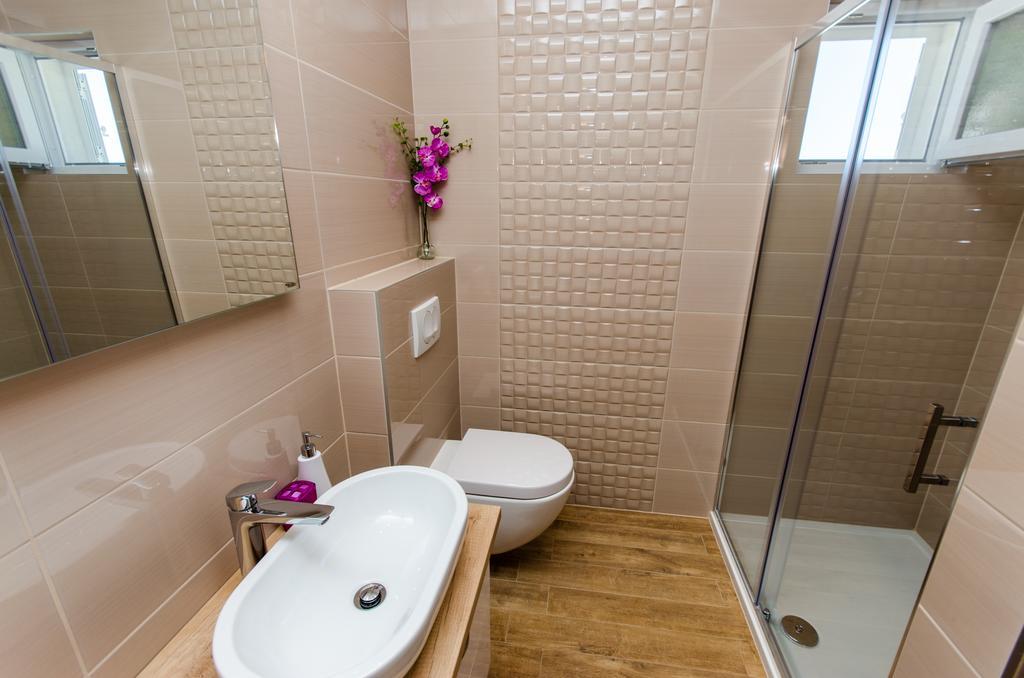 Apartments Ursic Mb Brela Rom bilde