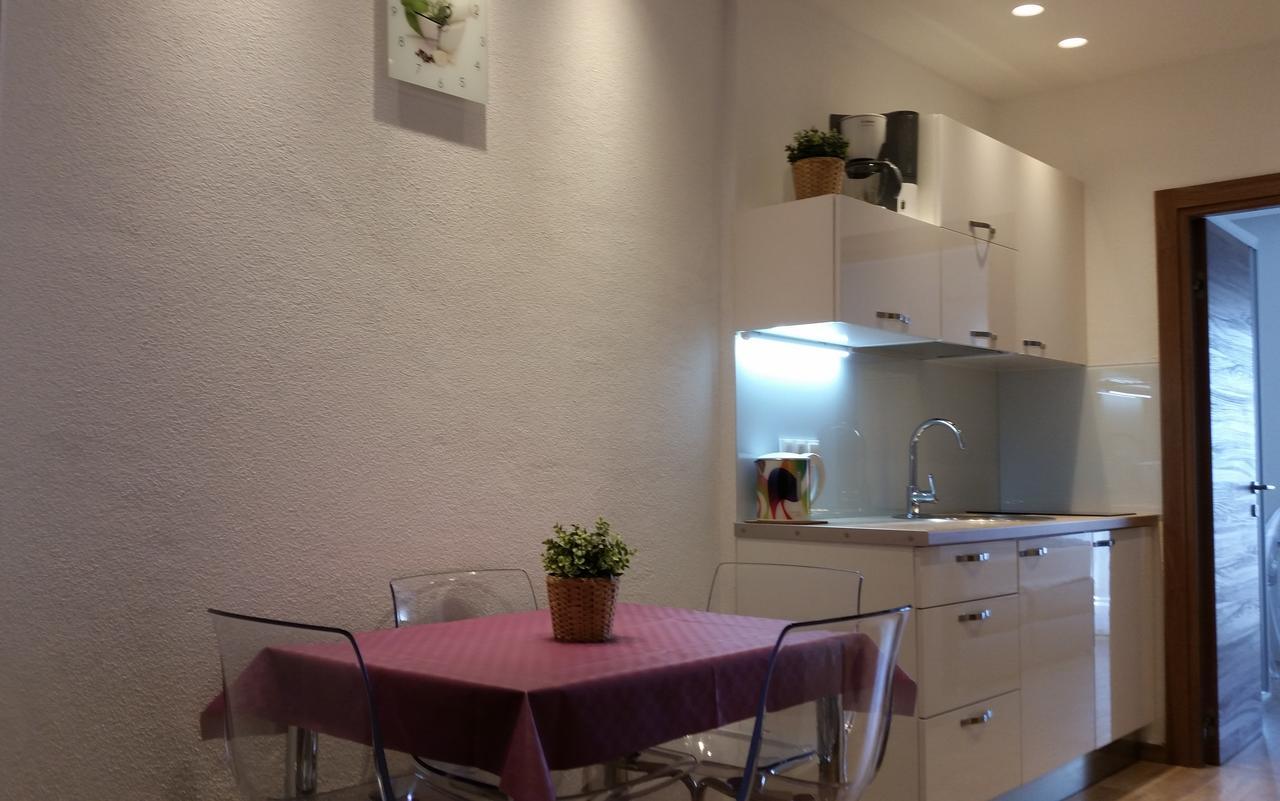 Apartments Ursic Mb Brela Eksteriør bilde